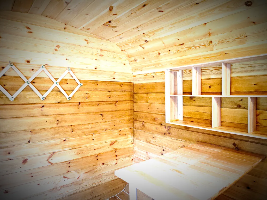 Мини-домик Бочка с собственной беседкой