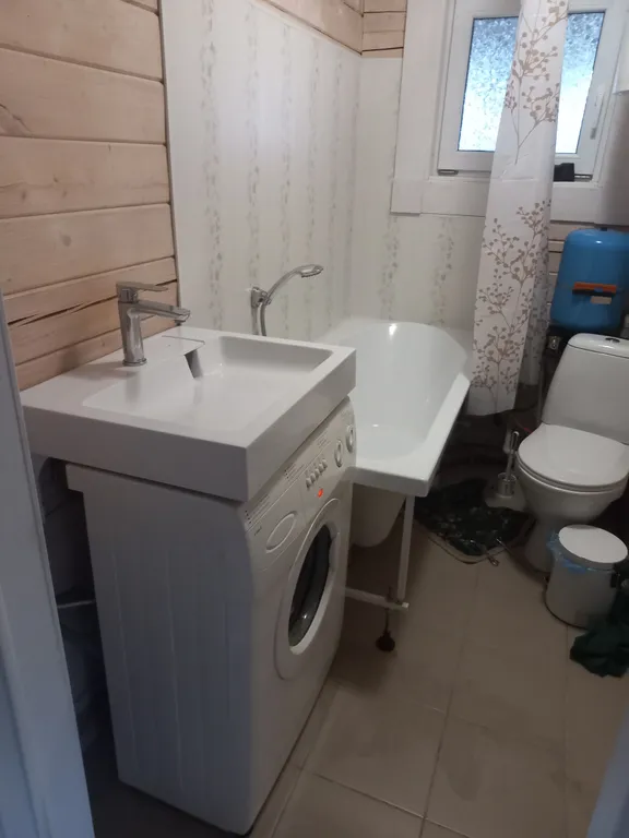 Дом с баней на Сямозере с огороженной территорией