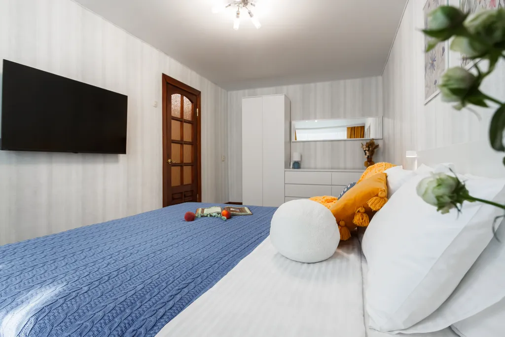 Уютная и светлая 1-комнатная квартира с ярким интерьером