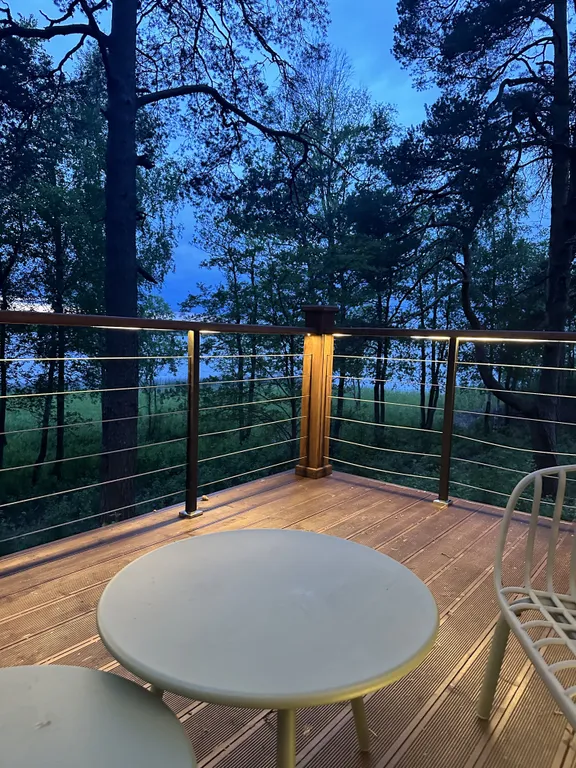 Загородный парк ШишкинЪ. Панорамный коттедж с видом на озеро