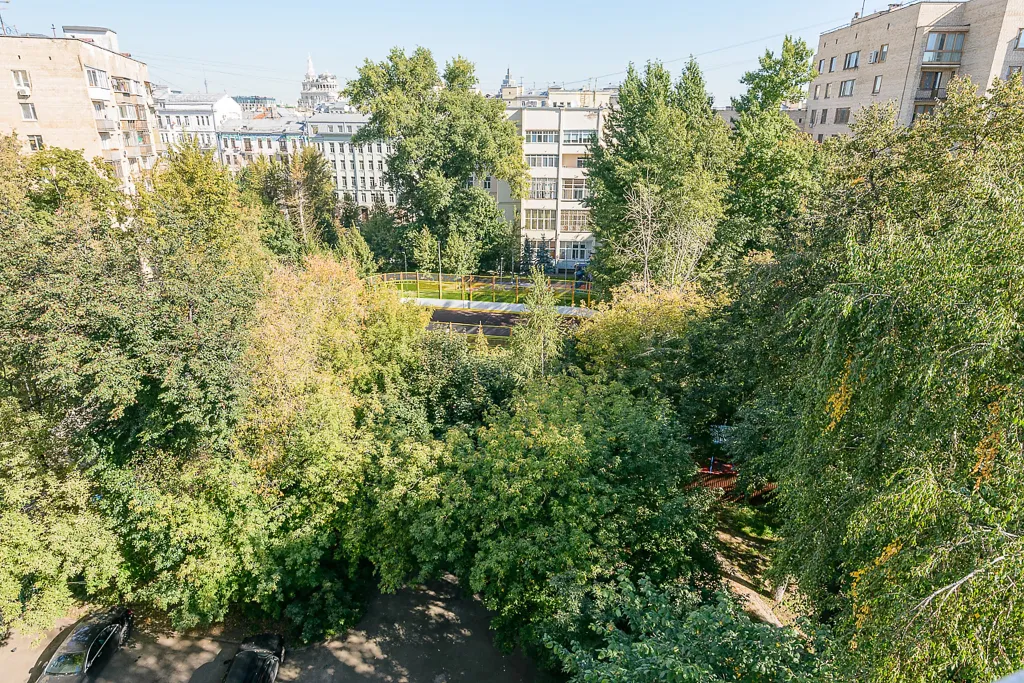 Квартира 3-комнатная квартира в самом центре - на Патриарших прудах — Москва