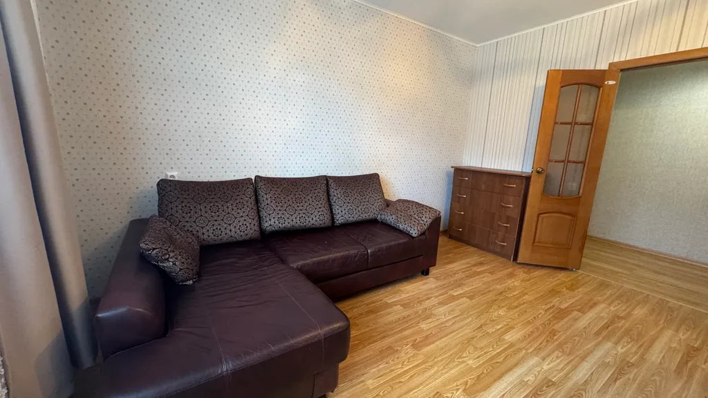 Просторная двухкомнатная до 8 человек