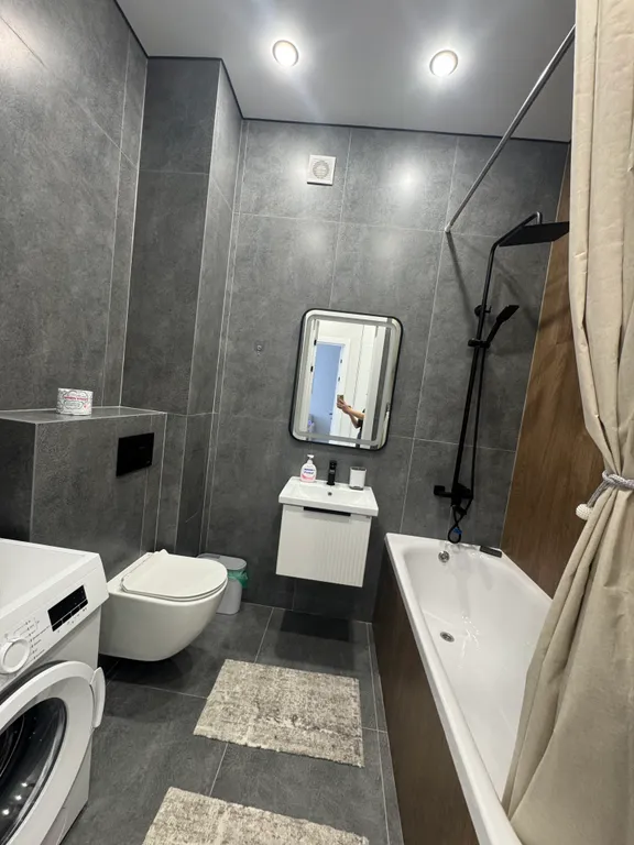 Уютная и новая квартира в самом сердце столицы