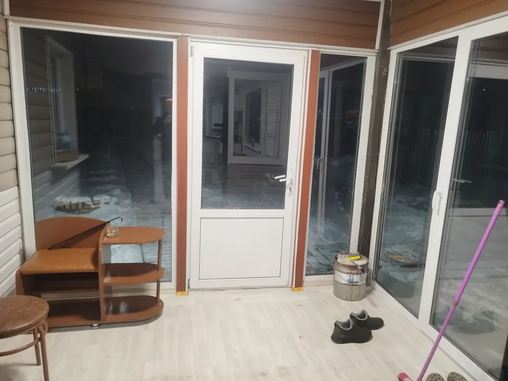 Деревянный дом в черте города