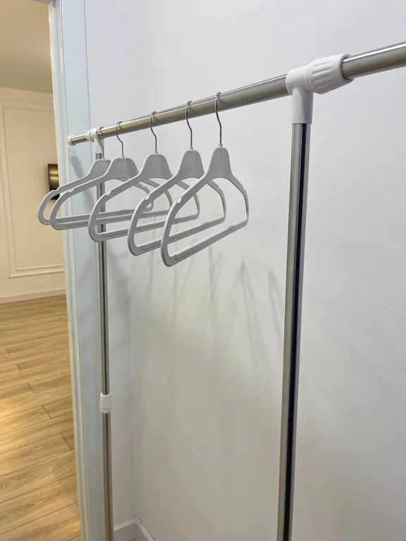 Центр, квартира на Суханова, 2 комнатная, 2 этаж