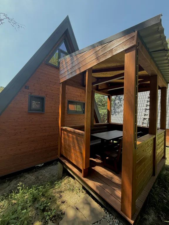 Уютный домик с купелью и баней в сосновом лесу