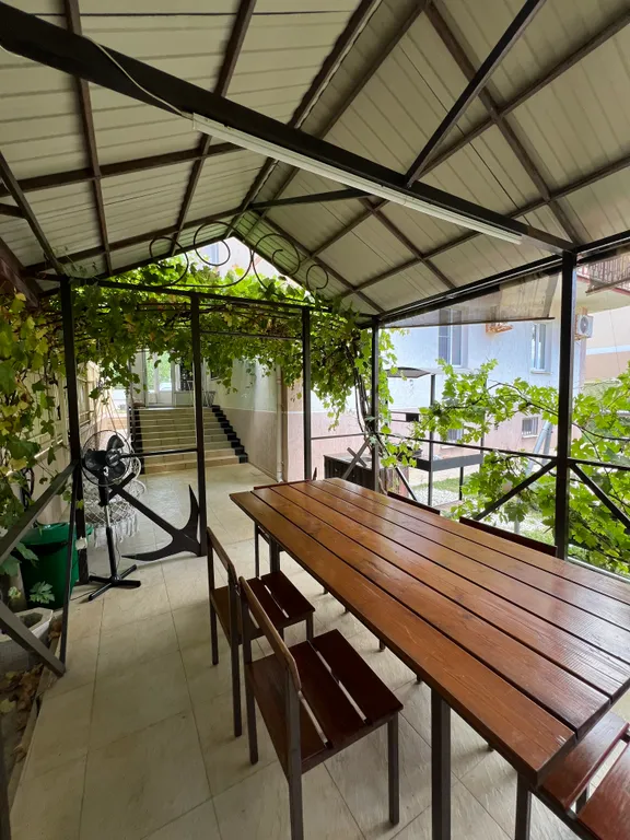 Уютный дом с бассейном