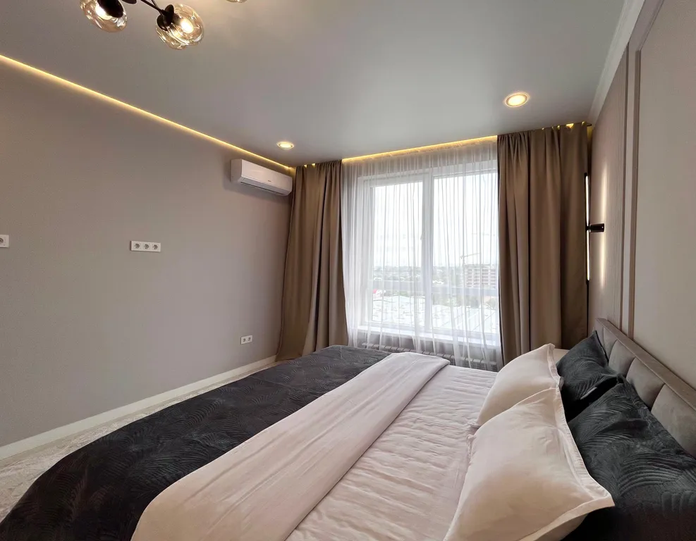 Big apartment «Raimbek residence» center of city & drinking water