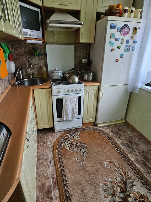 2-х квартиpа рядом  со стадионом Арена!!!