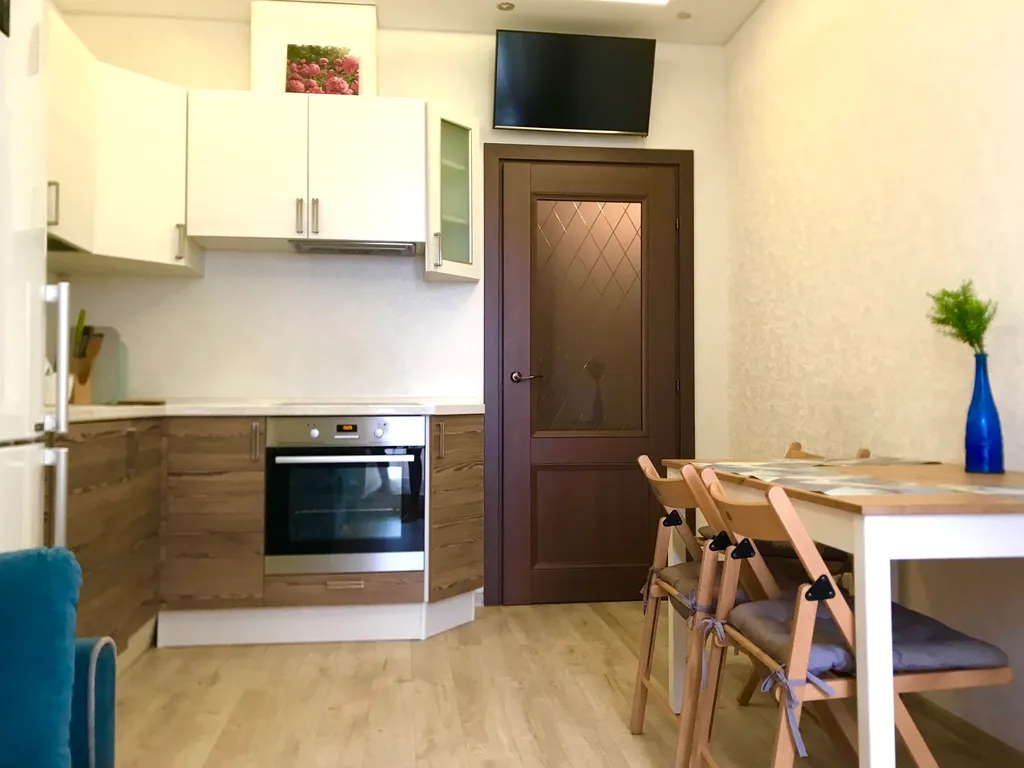 Видовая евродвушка Sakura рядом с парком и метро