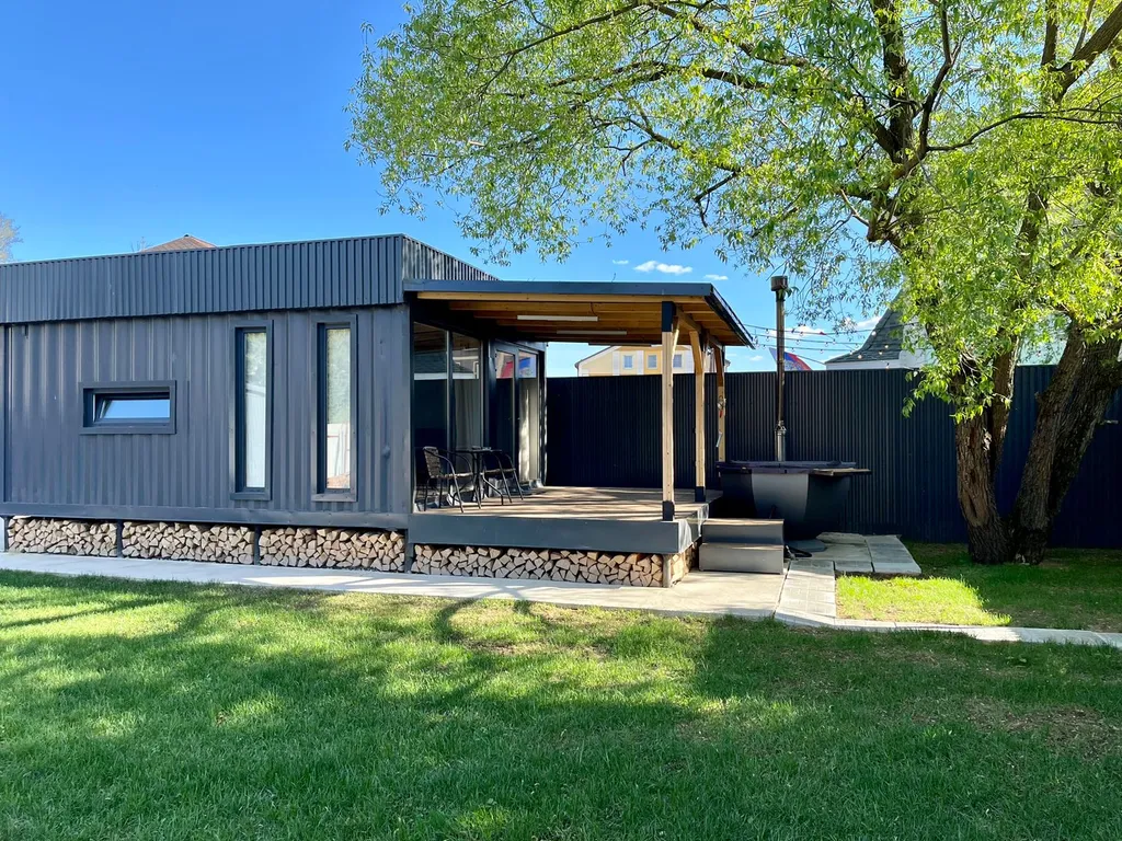 Коттедж Box House — аренда посуточно в Московский