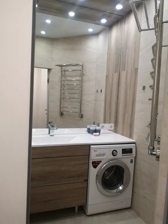 3-комнатная квартира с дизайнерским ремонтом в Маяке Минска