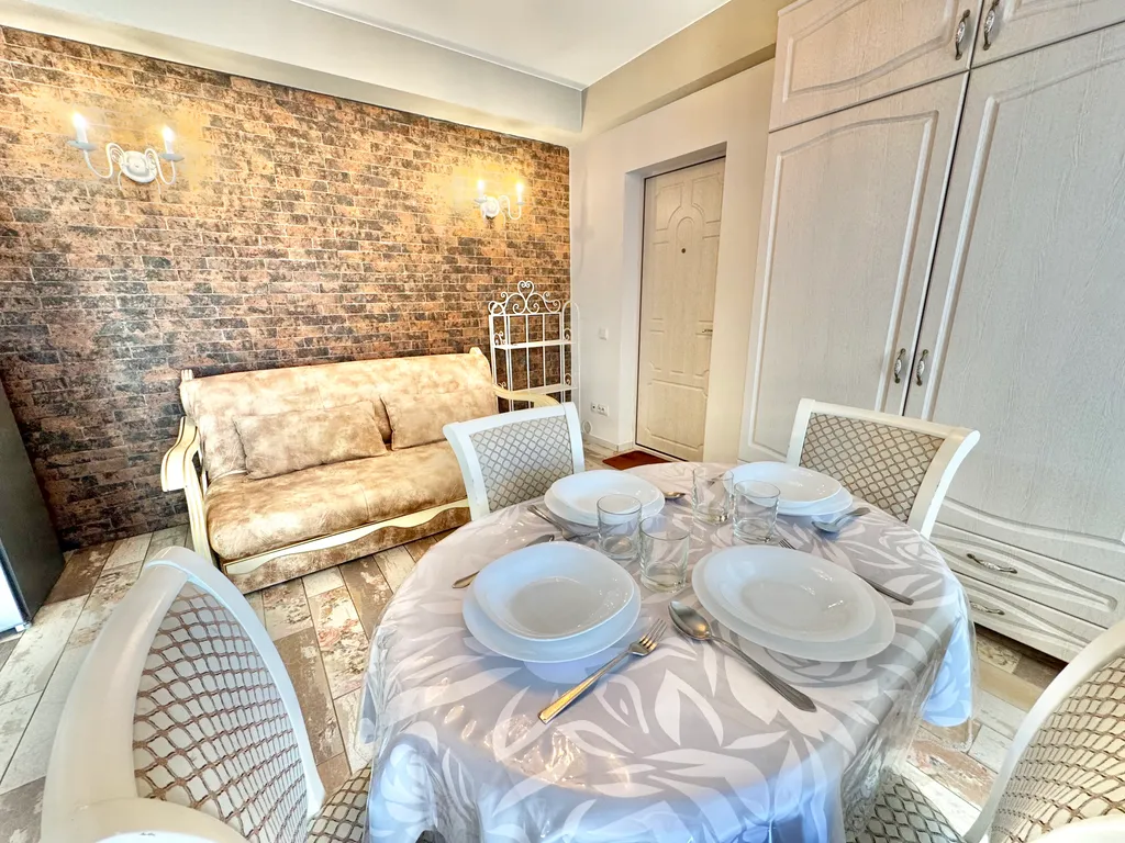 2х-к апартамент 2й-этаж с балконом в жк вилладельмар крым ялта гаспра