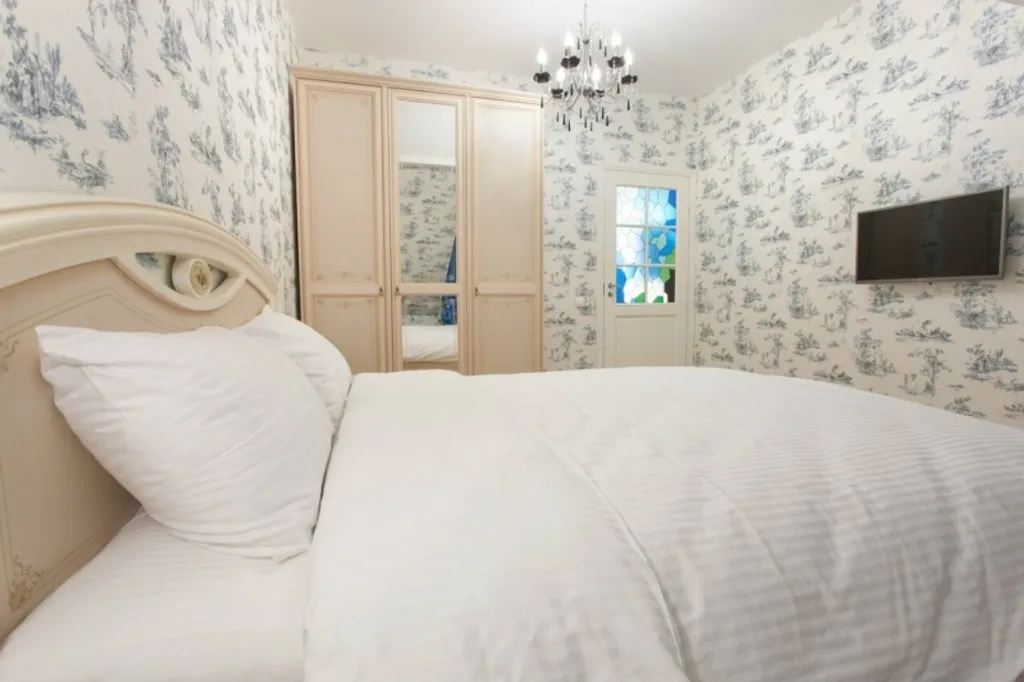 Квартира 3-комнатная Квартира — Калининград