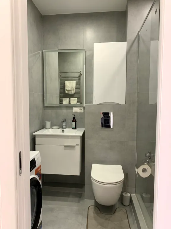 Уютная квартира с новым ремонтом и техникой, 15 минут до моря