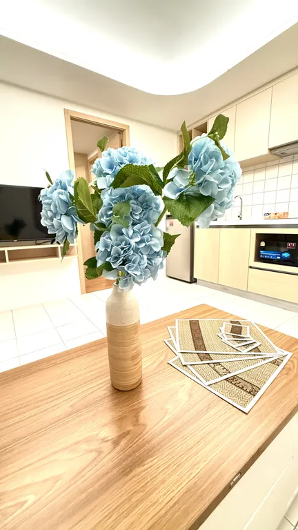 Двухкомнатная квартира у пляжа Камала с рабочим кабинетом, бассейном, залом