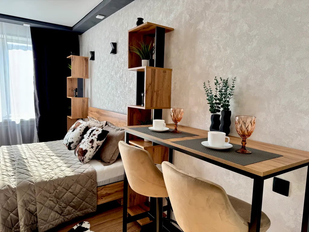 Студия Эконом, возле АлтГПТУ со всеми удобствами