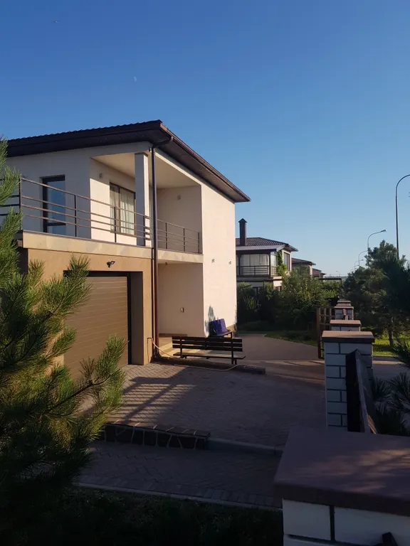 Вилла на 2 линии от моря