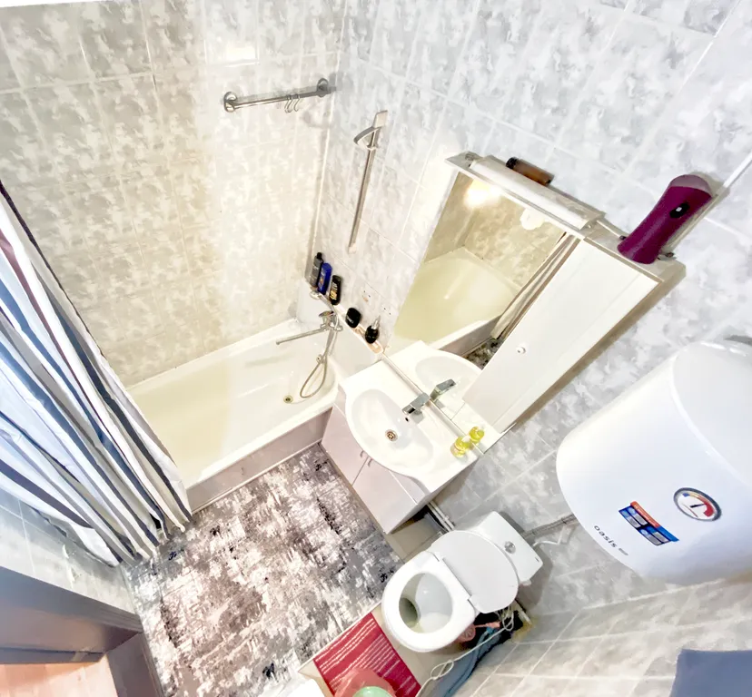 Первый дом от Волги на центральной Набережной