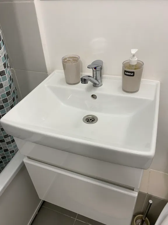 Уютная студия на набережной в центре Академического района