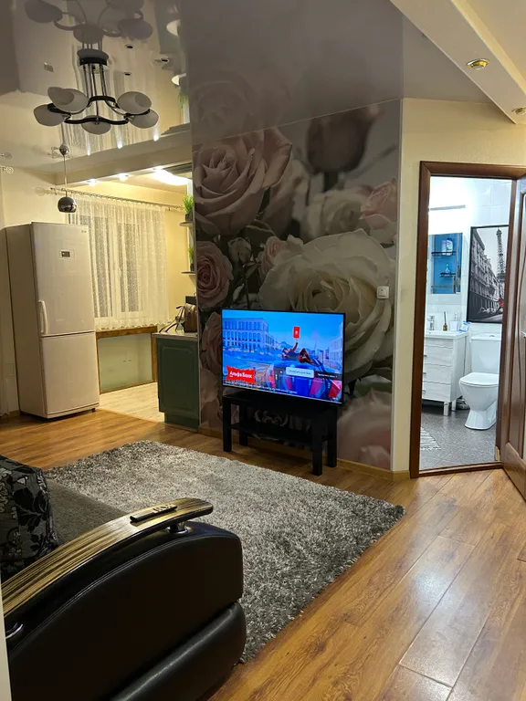 Уютная квартира в центре города — аренда посуточно в Нефтеюганск