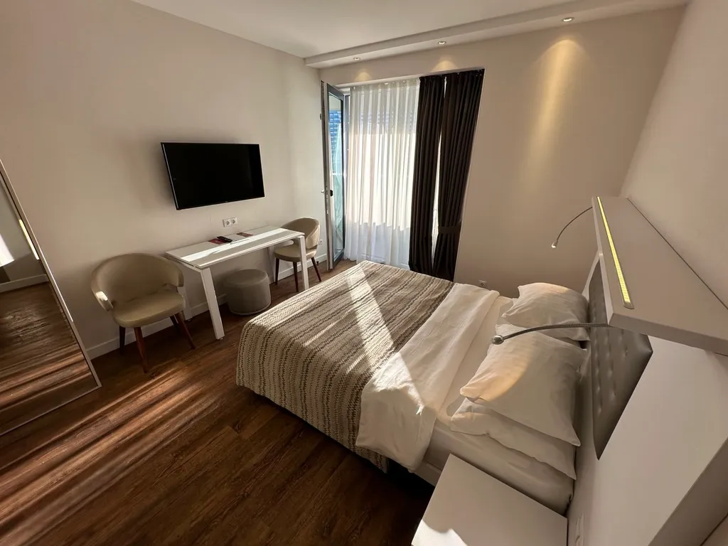 Квартира Апартаменты с видом на первой линии моря в 5* Апарт-отеле — Батуми