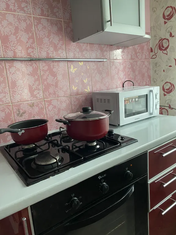 Уютная 2-комнатная квартира с дом кинотеатром и романтическим балконом