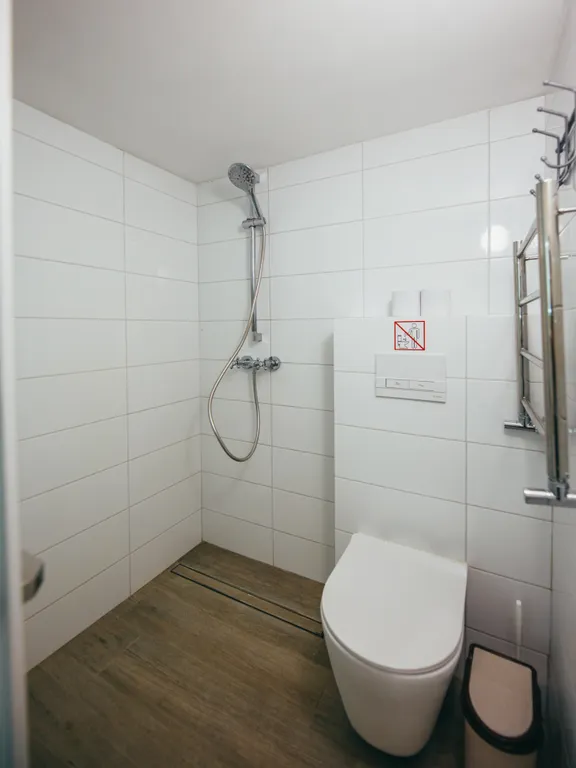 Двухуровневая мини студия с отдельным выходом во двор