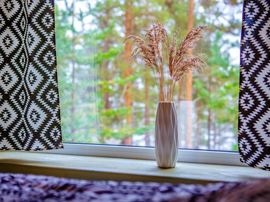 Уютный и просторный коттедж в сосновом бору на берегу озера