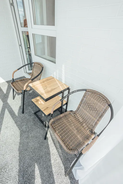 Видовая квартира ViVa MaGenta с панорамным  балконом