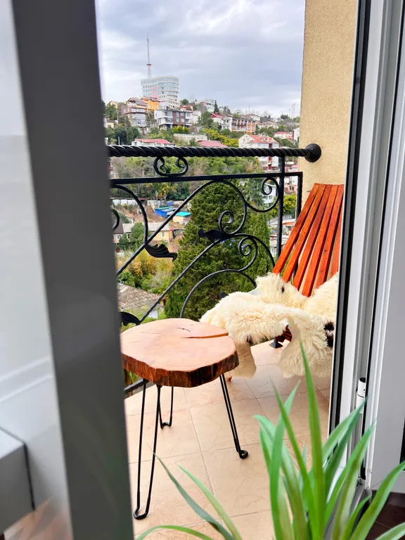 У моря с балконом