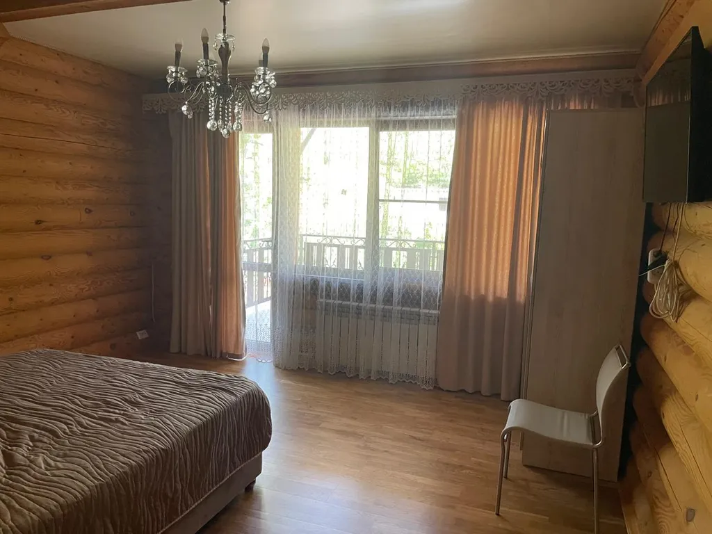 6-комнатный Дом