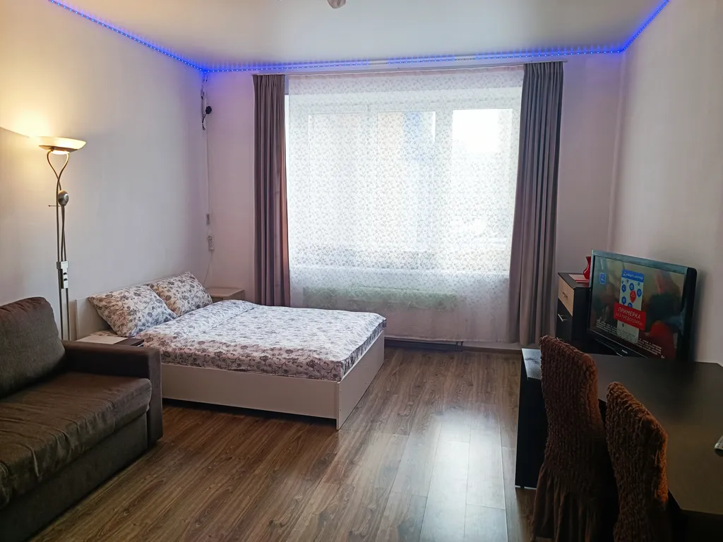 Просторная квартира у ТЦ Ирбис — аренда посуточно в Красногорск