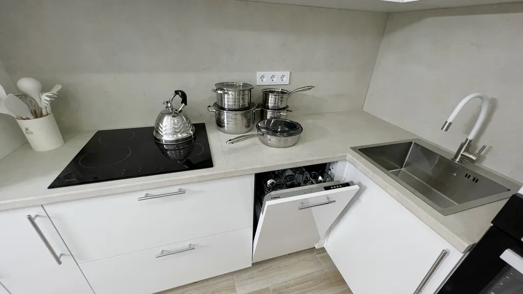 Апартаменты на первой береговой