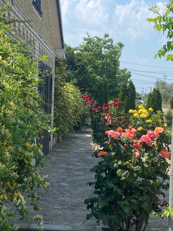 Коттедж Уютный жилой дом на берегу Азовского моря — Кучугуры