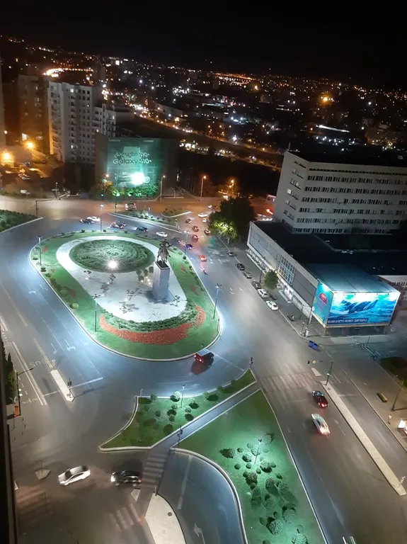 Трёхкомнатная квартира в элитном доме