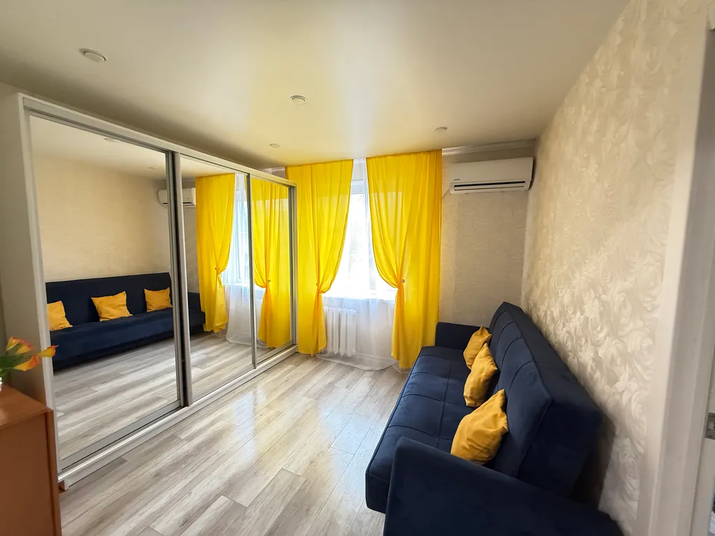 Комфортная двухкомнатная квартира