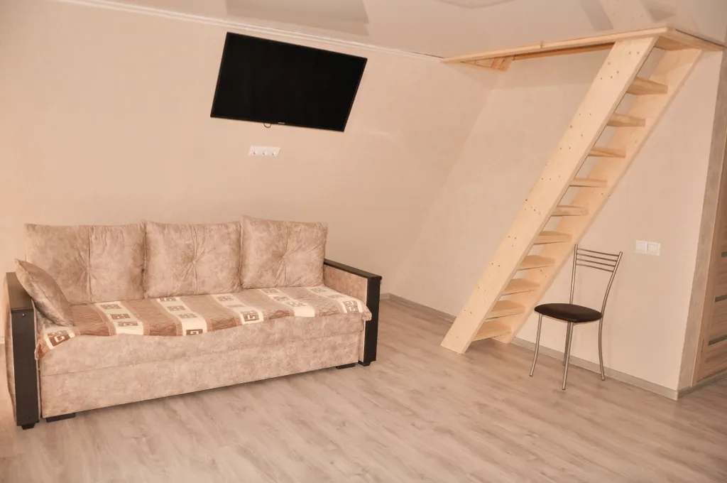 Дом с бассейном