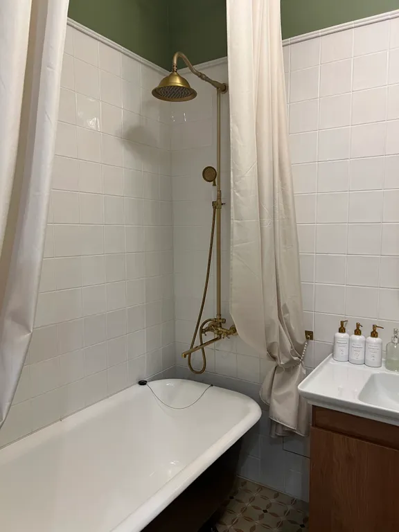 Уютная видовая квартира в центре города