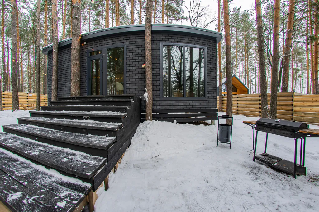 Вилла в сосновом лесу с чаном и баней