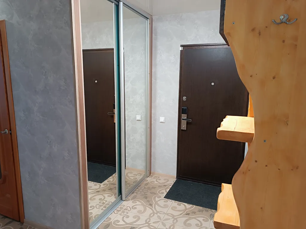 Просторная уютная двухкомнатная квартира с видом на парк