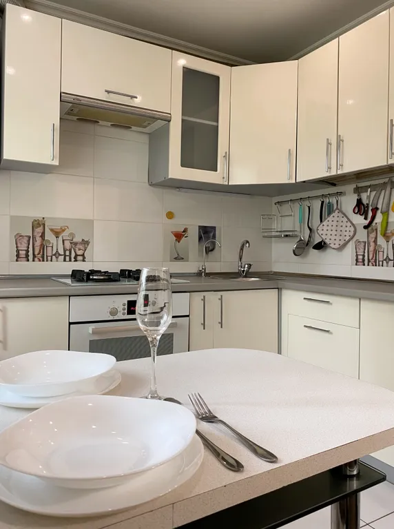 Квартира Красивая квартира у ТЦ Космос для 4 человек — Ярославль