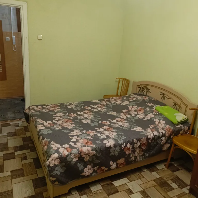 Уютная двухкомнатная квартира в центре города — аренда посуточно в Россошь