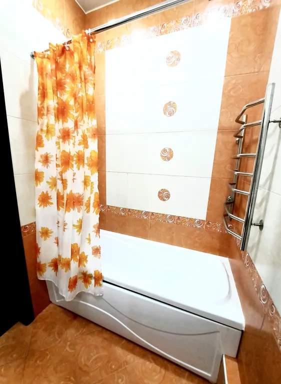 2-х комнатна квартира с изол. комнатами в самом центре ул Дзержинского