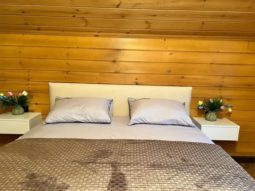 Дом у моря с видом на море