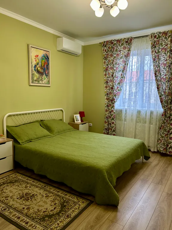 Квартира Квартира Большой семейный номер — Геленджик