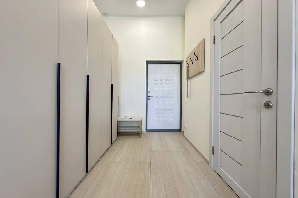 Красивая студия на берегу моря