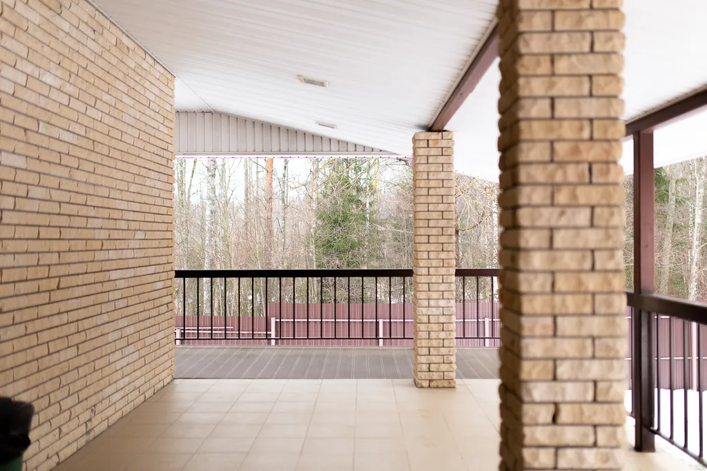 Коттедж 200м2 среди трех озер