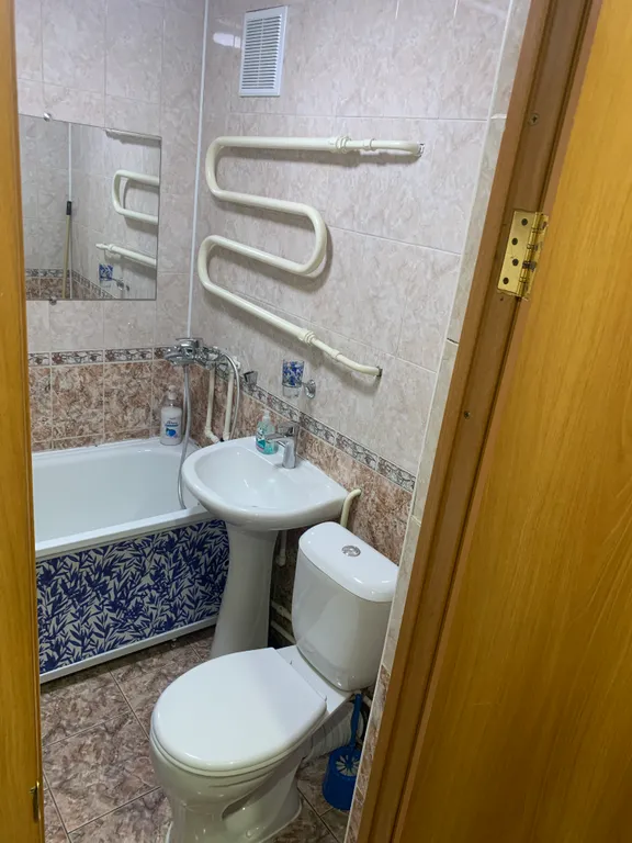 От трассы 12 минут, рядом КТИ, ДЮСШ — 2, новый парк