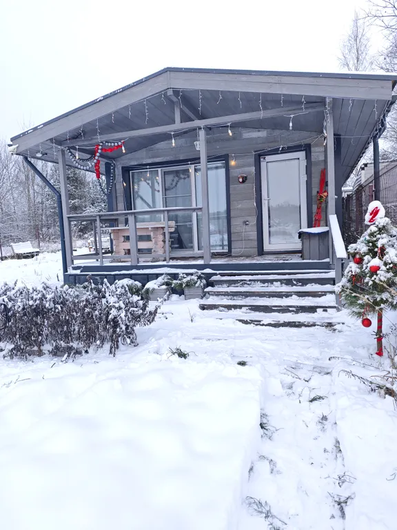 Коттедж Уютный домик на берегу реки — Тверь